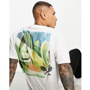 Liquor n Poker Tshirt-Size Medium-Tennis Club